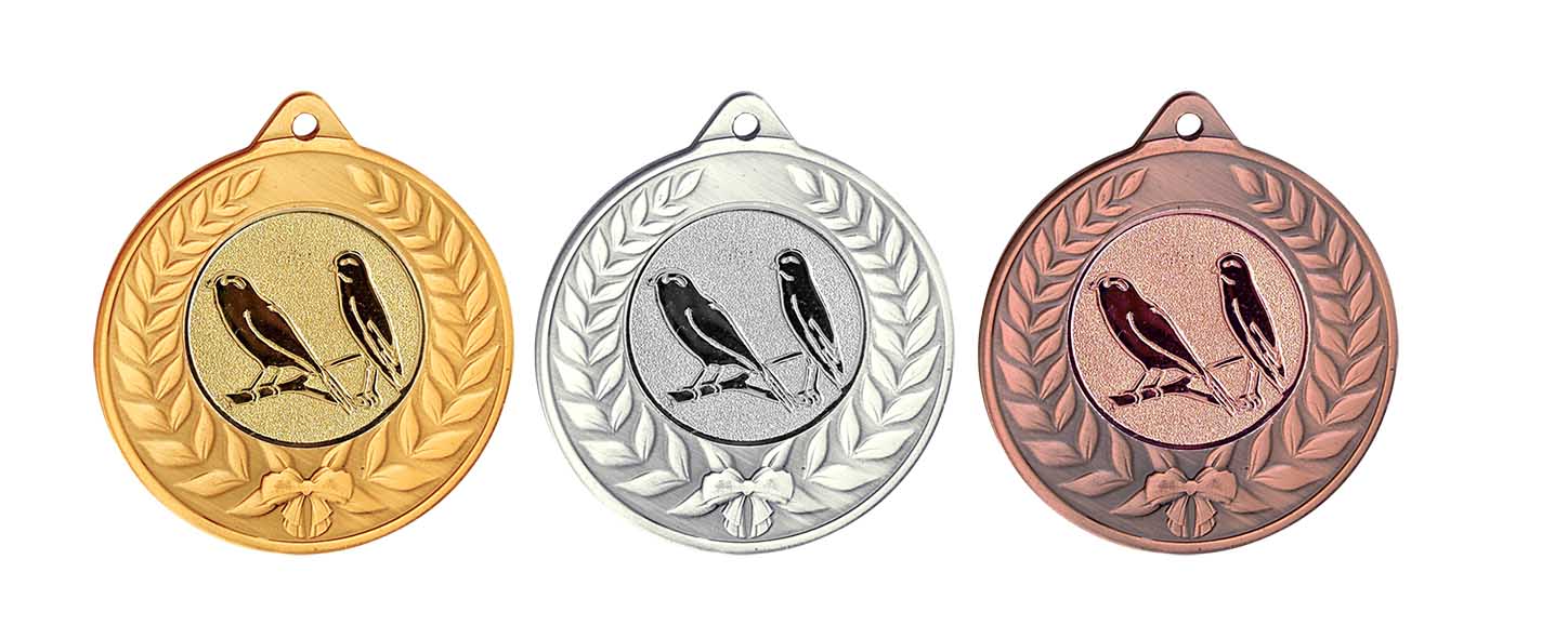 M044 Medaille goud-zilver-brons Ø 45 mm compleet